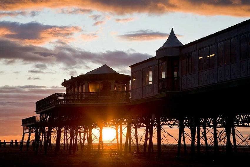 Esjays At Knowles House Bed & Breakfast Lytham St Annes Luaran gambar